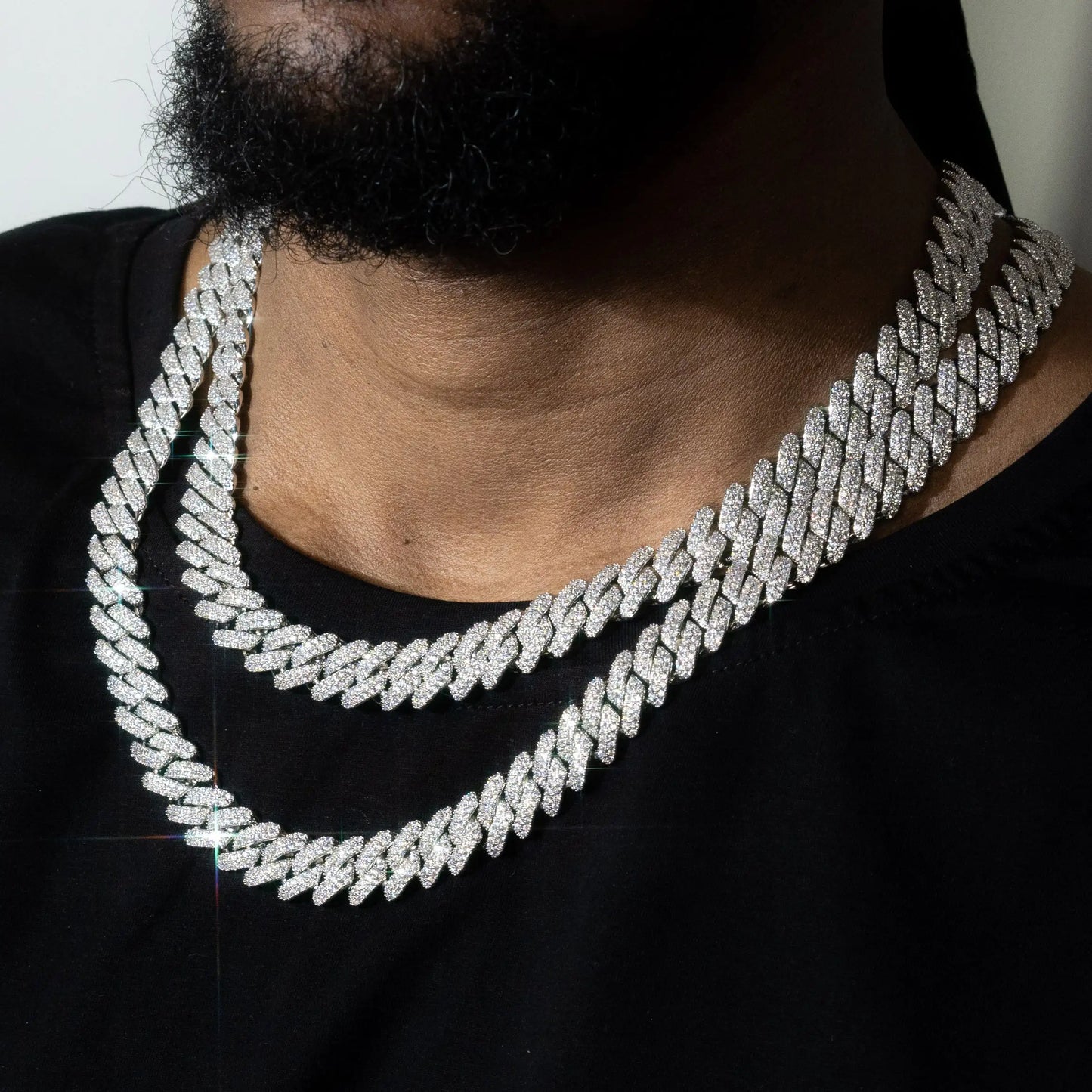 New Vintage Streetwear™ Iced Out Cuban Link Chains (18-24 Inch)